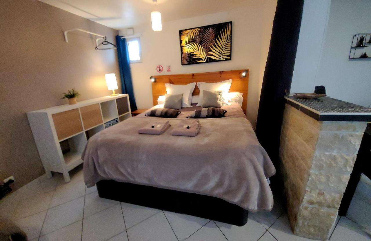 Ravissant Studio Prive 2 Pieces "Le Cosy" Tout Equipe Monchy-Saint-Eloi المظهر الخارجي الصورة